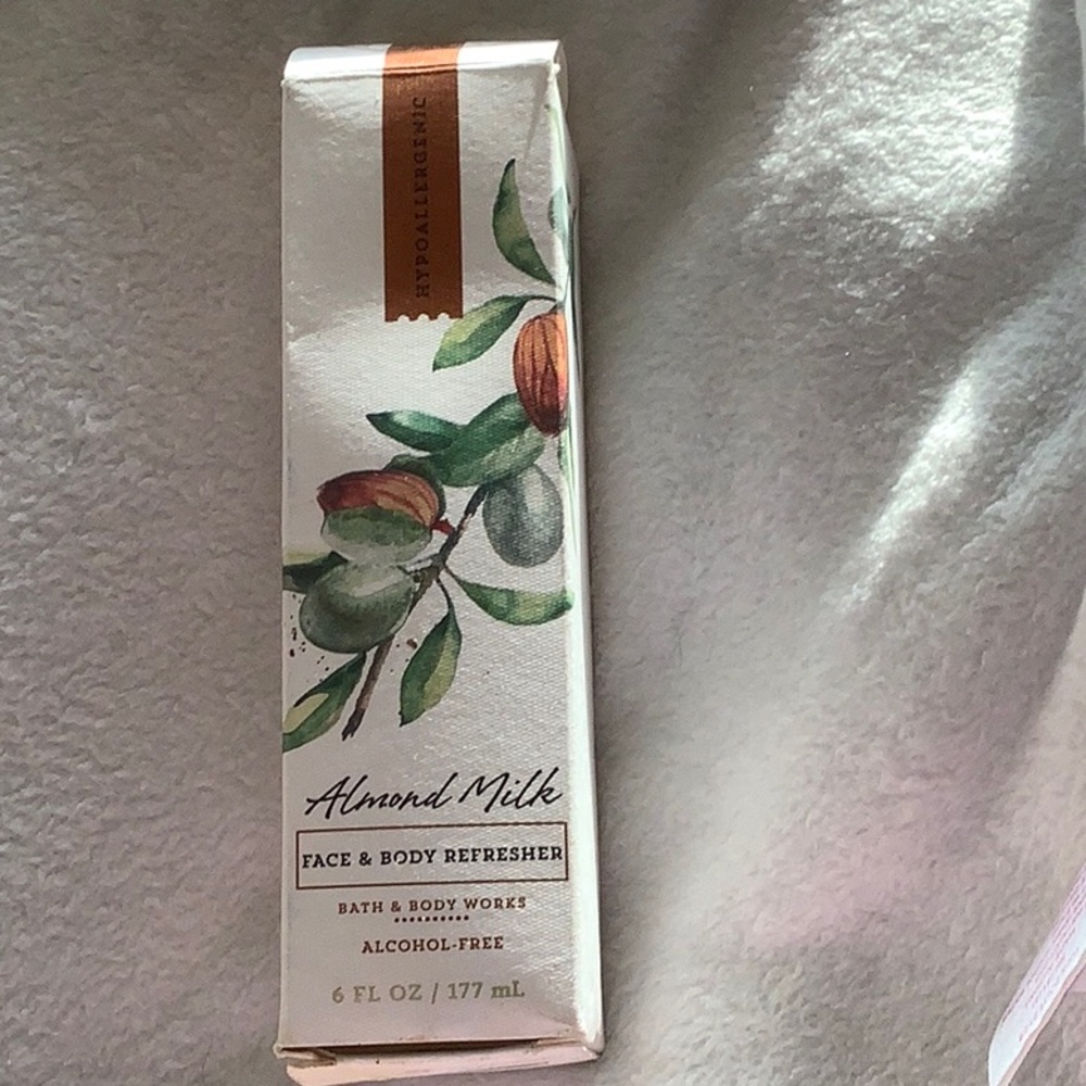 Bath & Body Works White Botanical Body Oil
